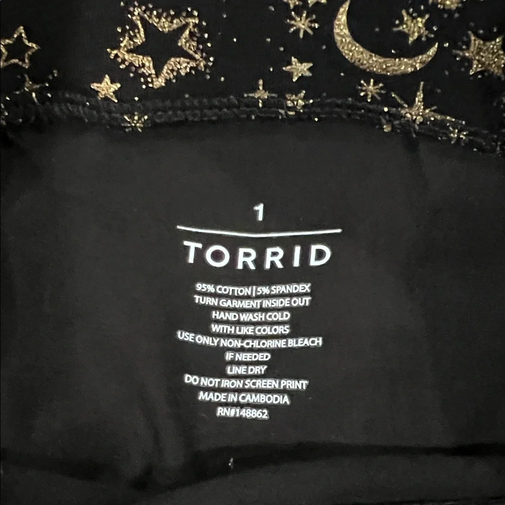 Torrid Black and Gold Celestial Print Leggings NEW - Picture 5 of 7